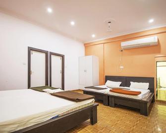 Hotel Rudra - Sītāpur Mūāfi - Habitación
