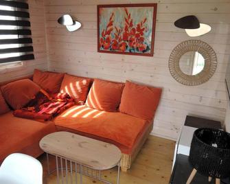 Holiday Home in Stepnica by Szczecin Lagoon - Stepnica - Living room