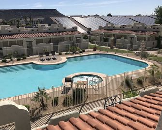 19 Resort- Double King, Pool, Hot Tub, Kitchen, Grill - Saint George - Piscine