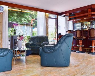 Mainbogen Hotel - Offenbach am Main - Lounge