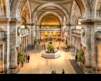Ny Broklyn - Queens - Lobby