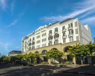 Hotel Des Indes Menteng - Jakarta - Building