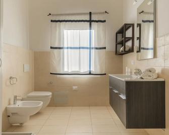 Residence Ea Bianca - Baia Sardinia - Bathroom
