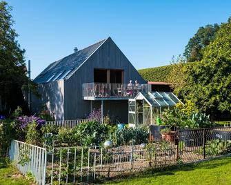 Vacation apartment at Obstgut Willmann, quiet location with a view of Lake Constance - Kressbronn am Bodensee - Gebäude