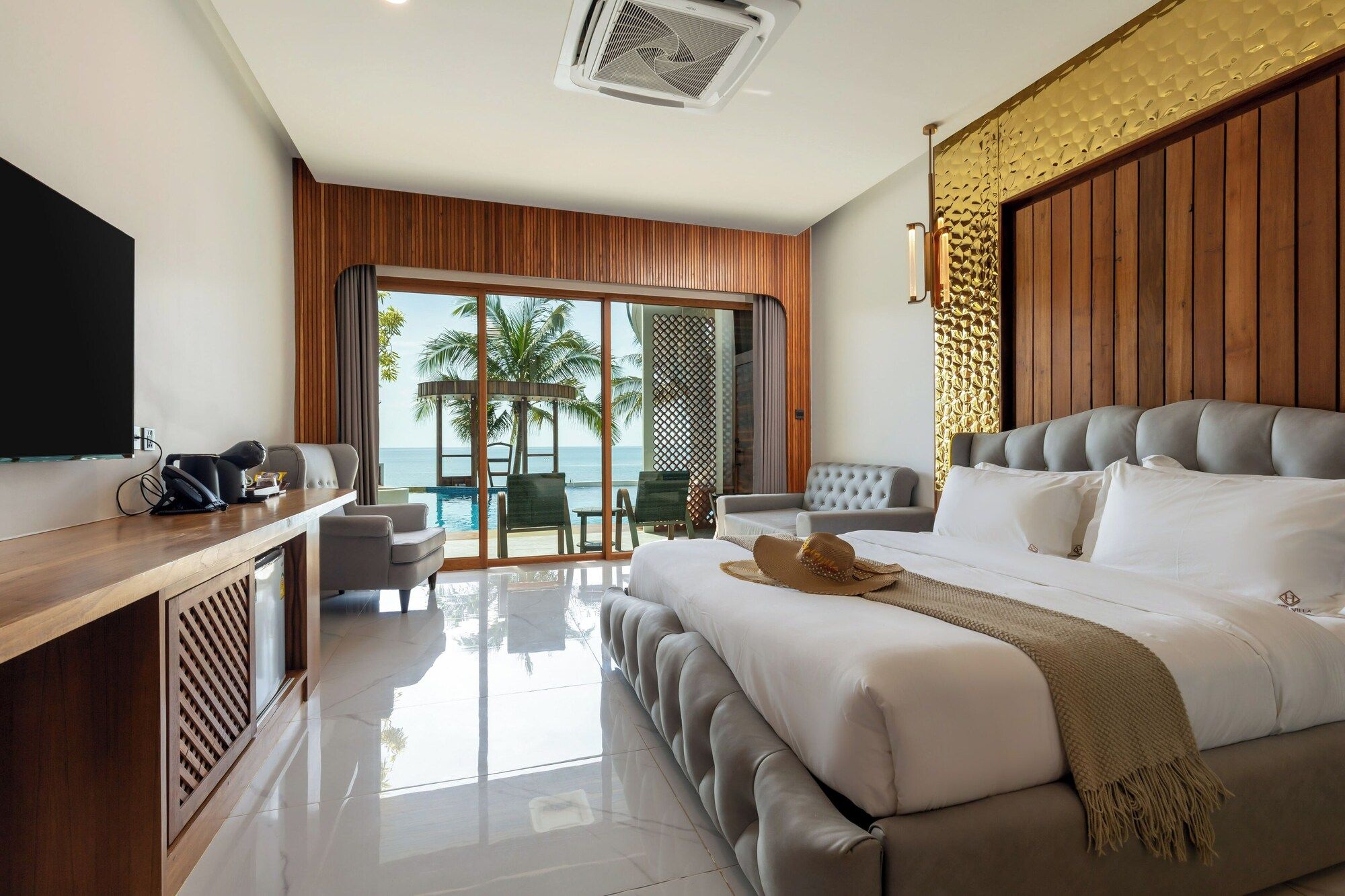 Hotel Villa Aokhanom Beachfront - Khanom