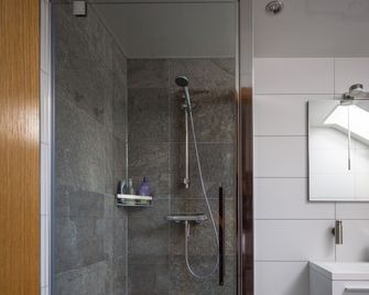 Rene's B&B - Kerkrade - Baño