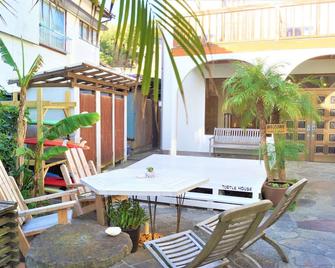 Resort Pension Turtle House - Shimoda - Patio