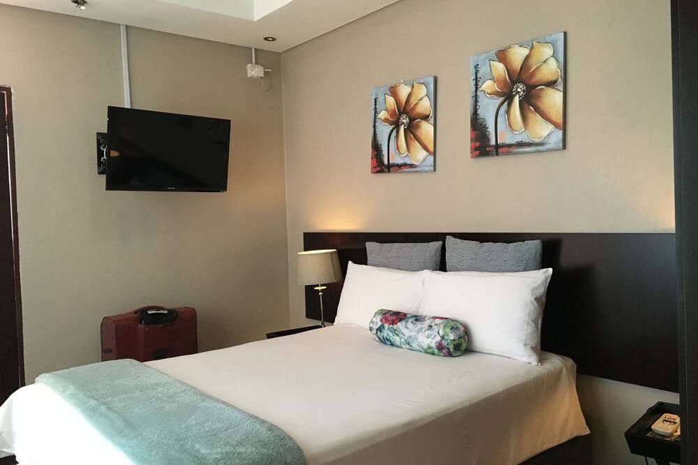 يانا بد آند بريكفاست - غابورون - غرفة نوم