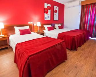 Hotel Cristo Rei - Fatima - Fátima - Bedroom