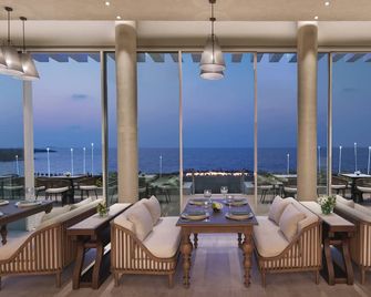 Intercontinental Hotels Ras Al Khaimah Resort And Spa By IHG - Ras Al Khaimah - Balcon