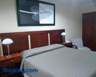 Radio Hotel Resort & Convention - Serra Negra - Habitación