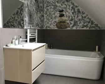 Holiday Gite Vire France to let - Beauficel - Baño