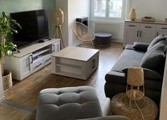 Appartement centre-ville rénové 6/8 personnes - Gérardmer - Living room