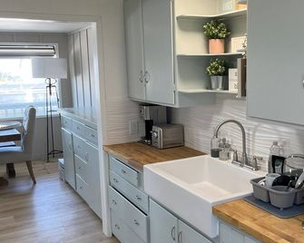 Cozy 1-bedroom apartment in La Selva Beach walking distance to the Beach - Watsonville - Küche