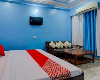 Hotel O Grand Village - Prayagraj - Quarto
