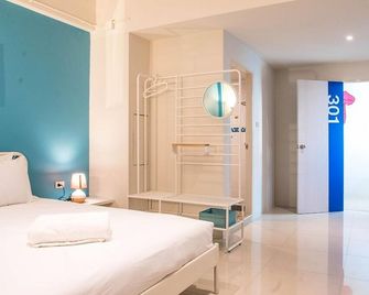 Me U Hostel Pattaya - Pattaya - Habitación