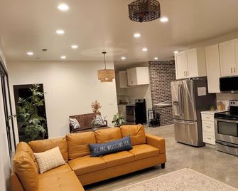 Family reunions, Manti Temple wedding, Sports teams, flex stays, sleeps 28 - Spring City - Sala de estar