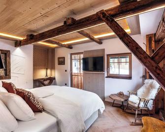 Hotel Julian Alps - Zgornje Gorje - Bedroom
