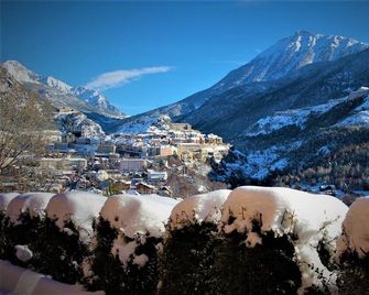 Chalet avec vue à 700m des pistes de Serre-Chevalier - Puy-Saint-Pierre - Extérieur