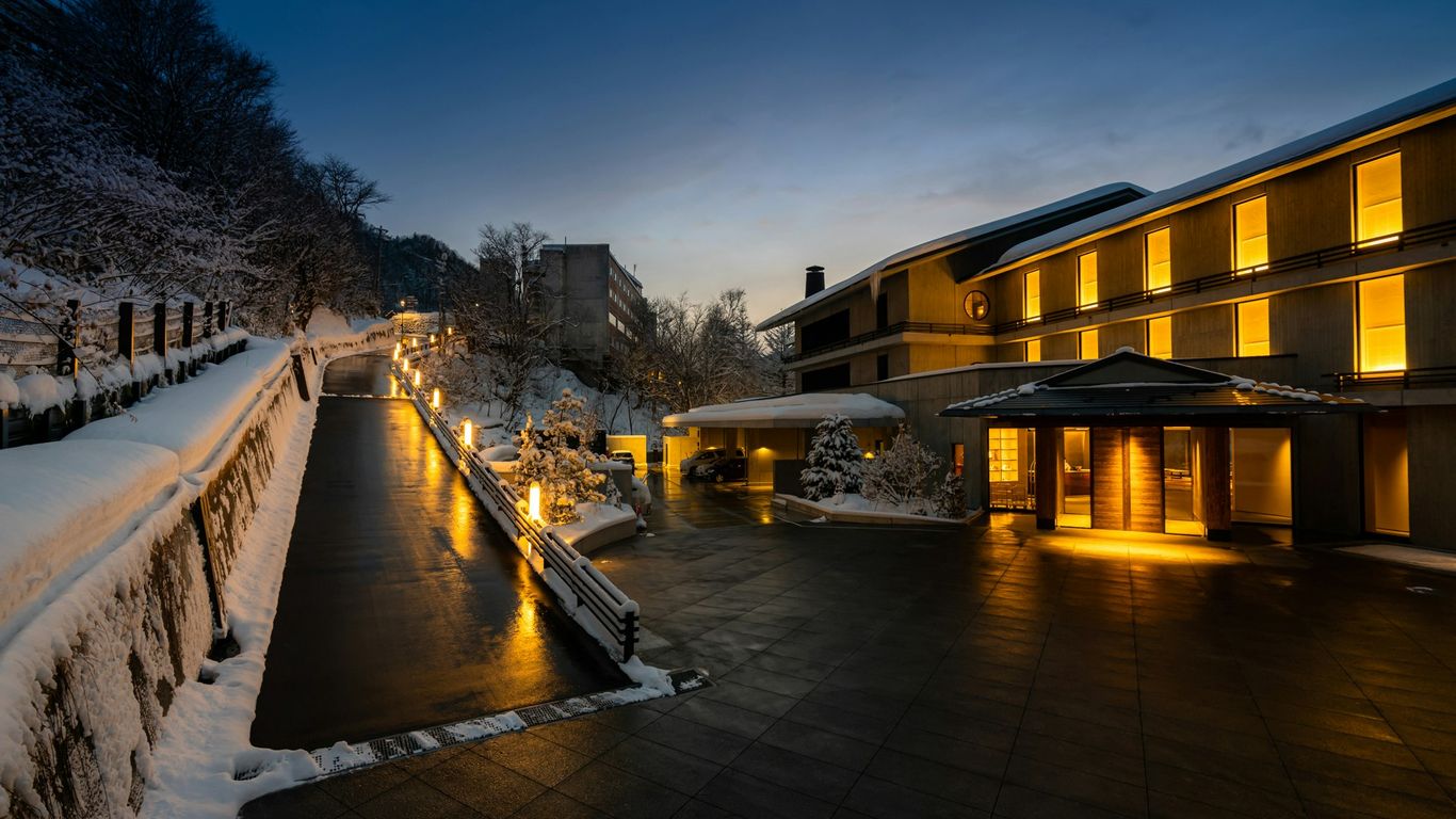 샬레 아이비 조잔케이