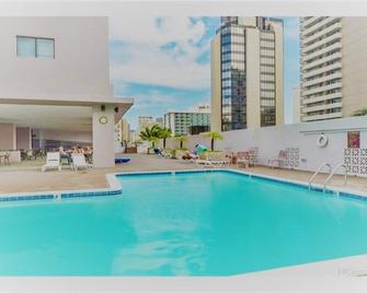Douglas Waikiki - Honolulu - Pool