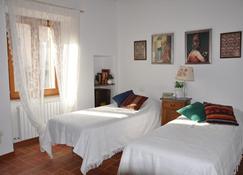 Residenza I Due Mondi - Spoleto - Schlafzimmer