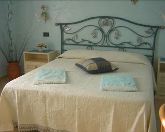 B&b Le Ortensie - San Vito Lo Capo - Bedroom