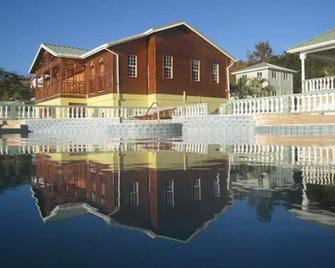 Kalinago Beach Resort - St. George's - Bina