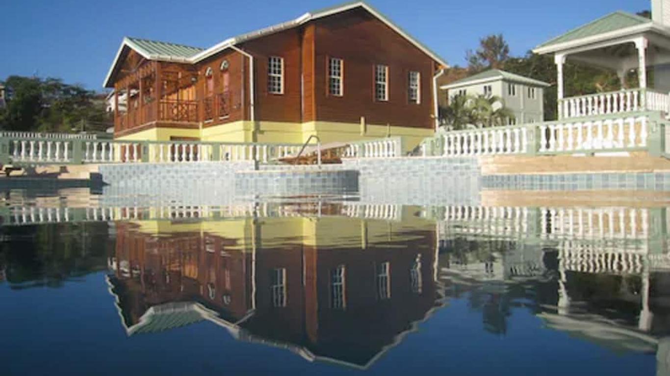 كاليناجو بيتش ريزورت