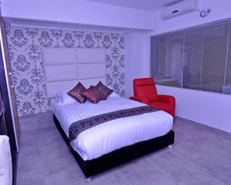Contemporary Heights Resort and Hotel - Dhaka - Bedroom