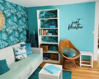 Casa Boho Your Happy Place In Calheta - Arco da Calheta - Huiskamer