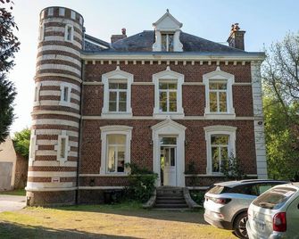 L'appartement de la Tour - Gentilhommière - Cosy - 에어 쉬르 라리 - 건물