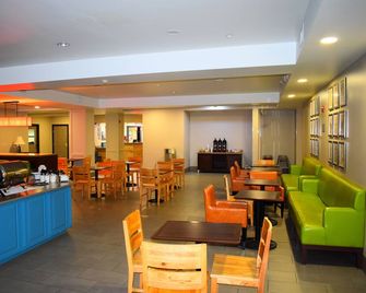 Country Inn & Suites by Radisson, Hagerstown, MD - Hagerstown - Restaurant