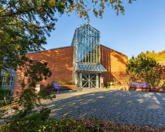 Wilhelm-Kempf-Haus - Wiesbaden