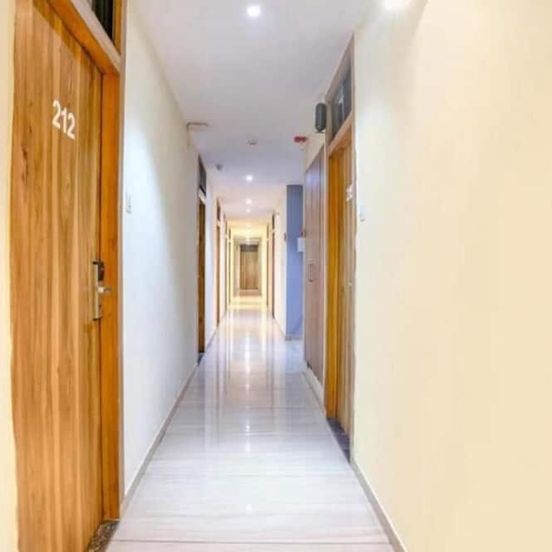 Cozy Inn T2 Mumbai Airport image 1