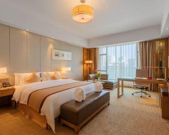 Sovereign Hotel Zhanjiang - Zhanjiang - Bedroom