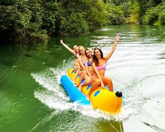 Busai Dream Falls Resort - Loboc