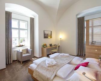 Hotel Altes Kloster - Hainburg an der Donau - Camera da letto