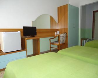 Motel Boston - Silvi Marina - Спальня