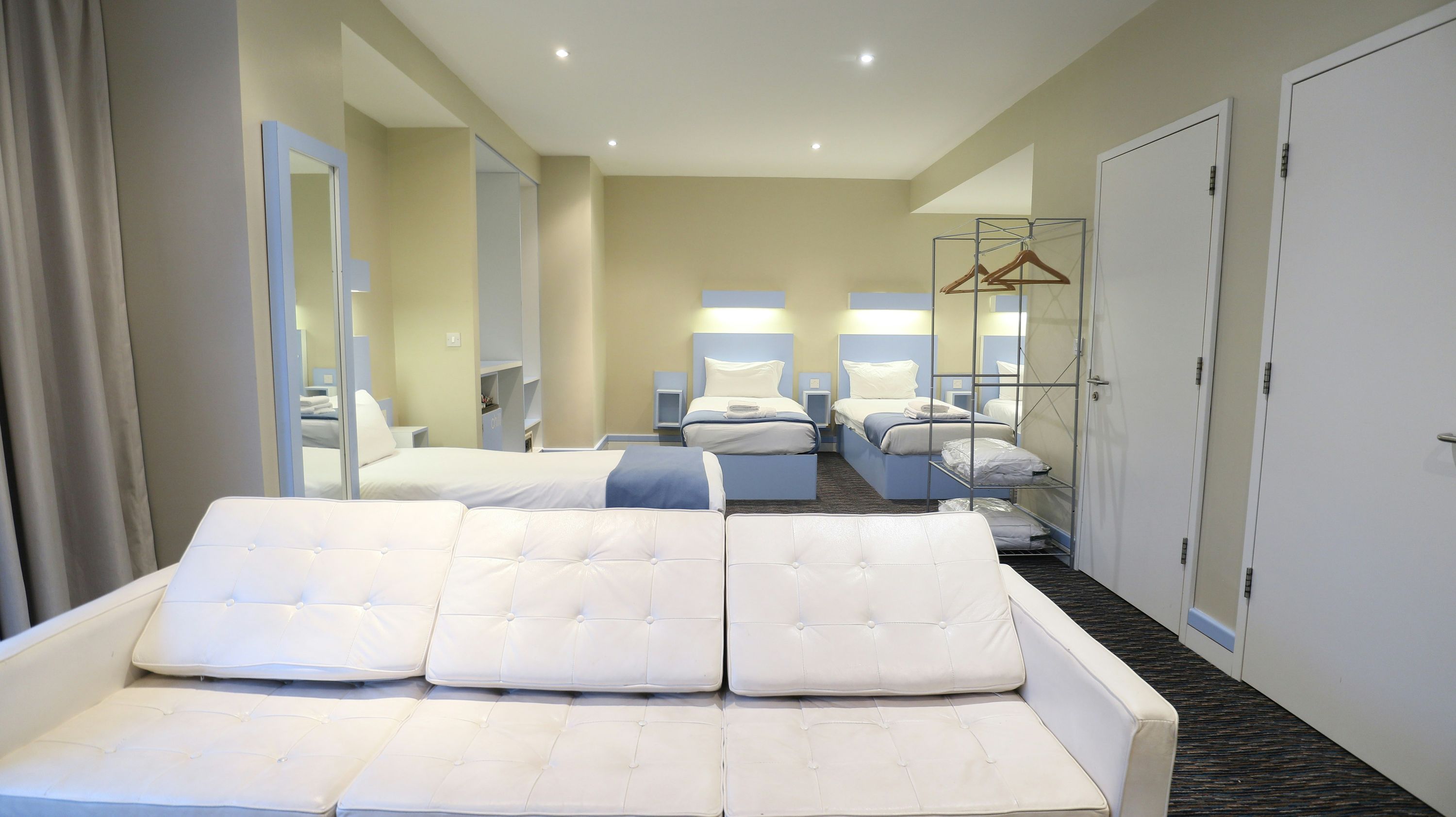 سايترس هوتيل شلتنهام باي كومباس هوسبيتاليتي - شلتنهام - غرفة نوم