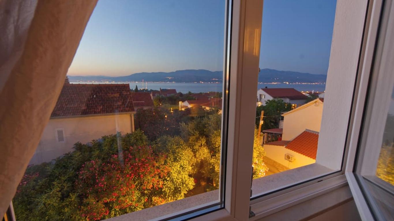 Rooms Sunce Supetar - Island Brac