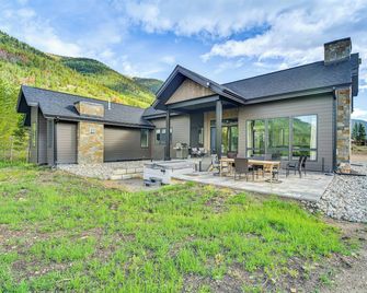 4 Mi to Dtwn Leadville Retreat with Hot Tub! - Leadville - Patio