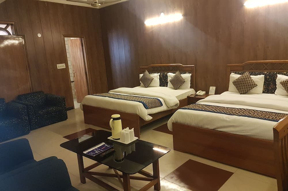 Hotel Doon Regency Dehradun - דהרדון - חדר שינה