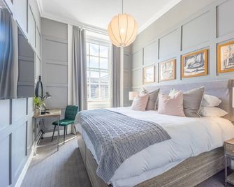 No1 Apartments Edinburgh - George IV Bridge - Edinburgh - Schlafzimmer