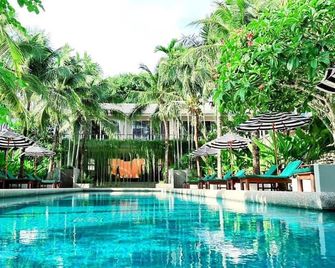 Signature Phuket Resort - Chalong - בריכה