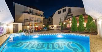 Hotel Olivia Anapa - อะนาปา - สระว่ายน้ำ