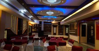 The Pelican Hotel - Chandigarh - Restaurant