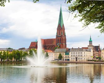Pension Am Schloss - Schwerin