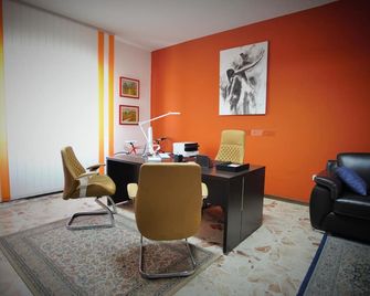 Central Apartments - Crotona - Sala de estar