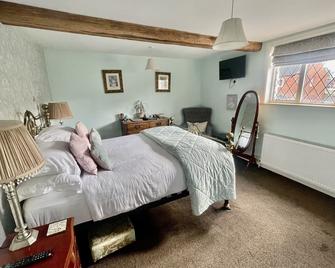 Eagle House - Award Winning B&B and Apartment - Stafford - Bedroom